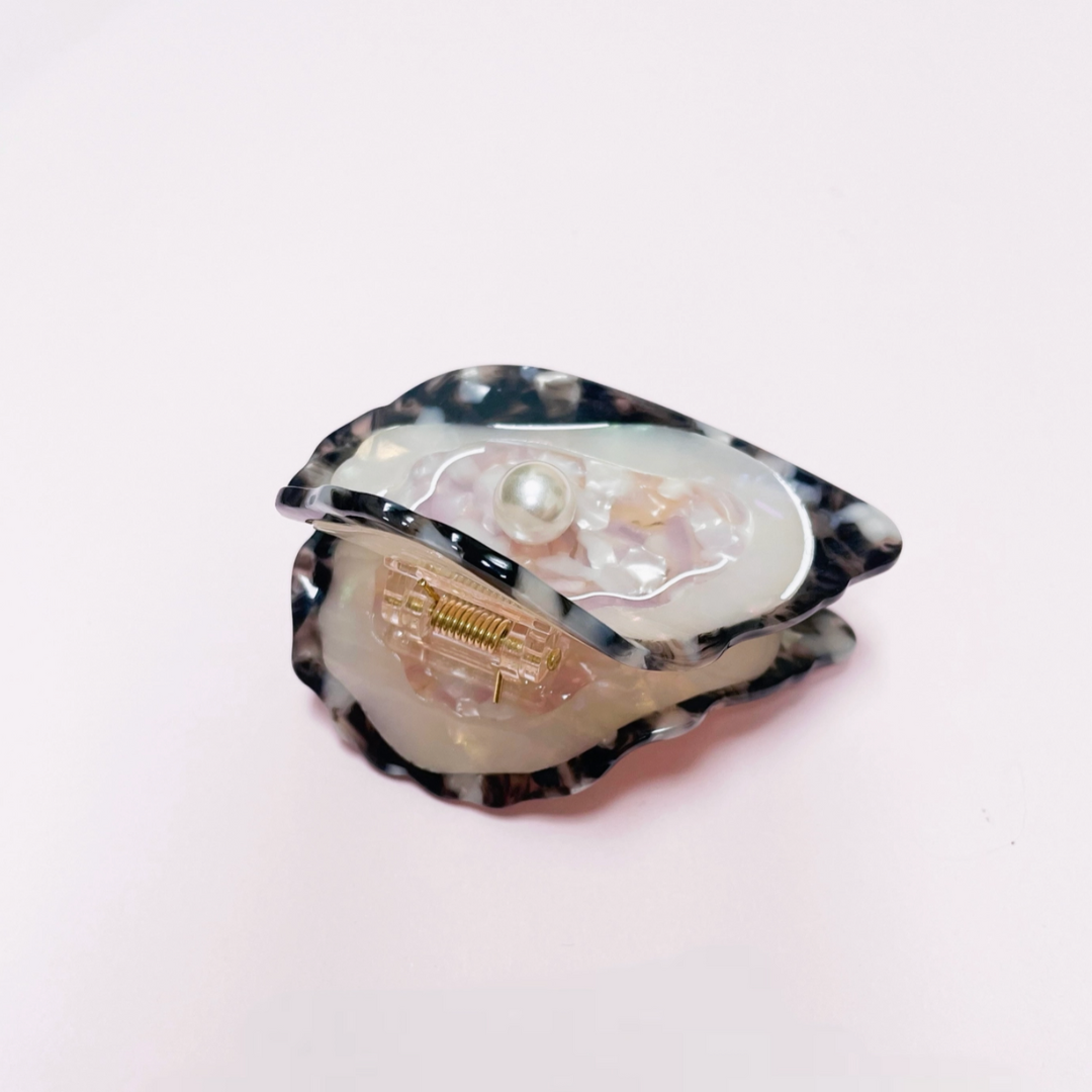 Oyster Claw Clip